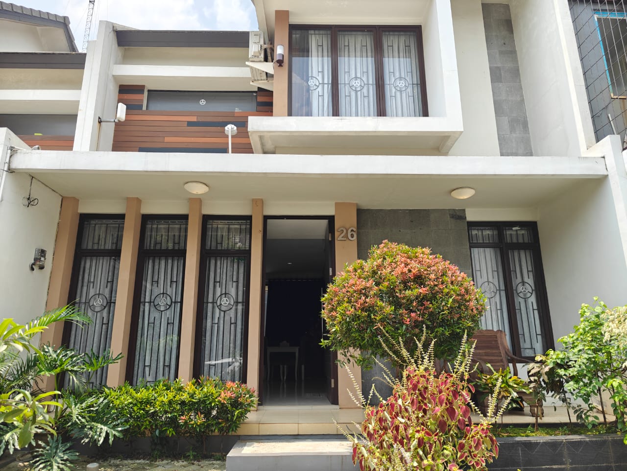 Rumah Disewakan Fully Furnished di Cluster Cosmo Lippo Cikarang